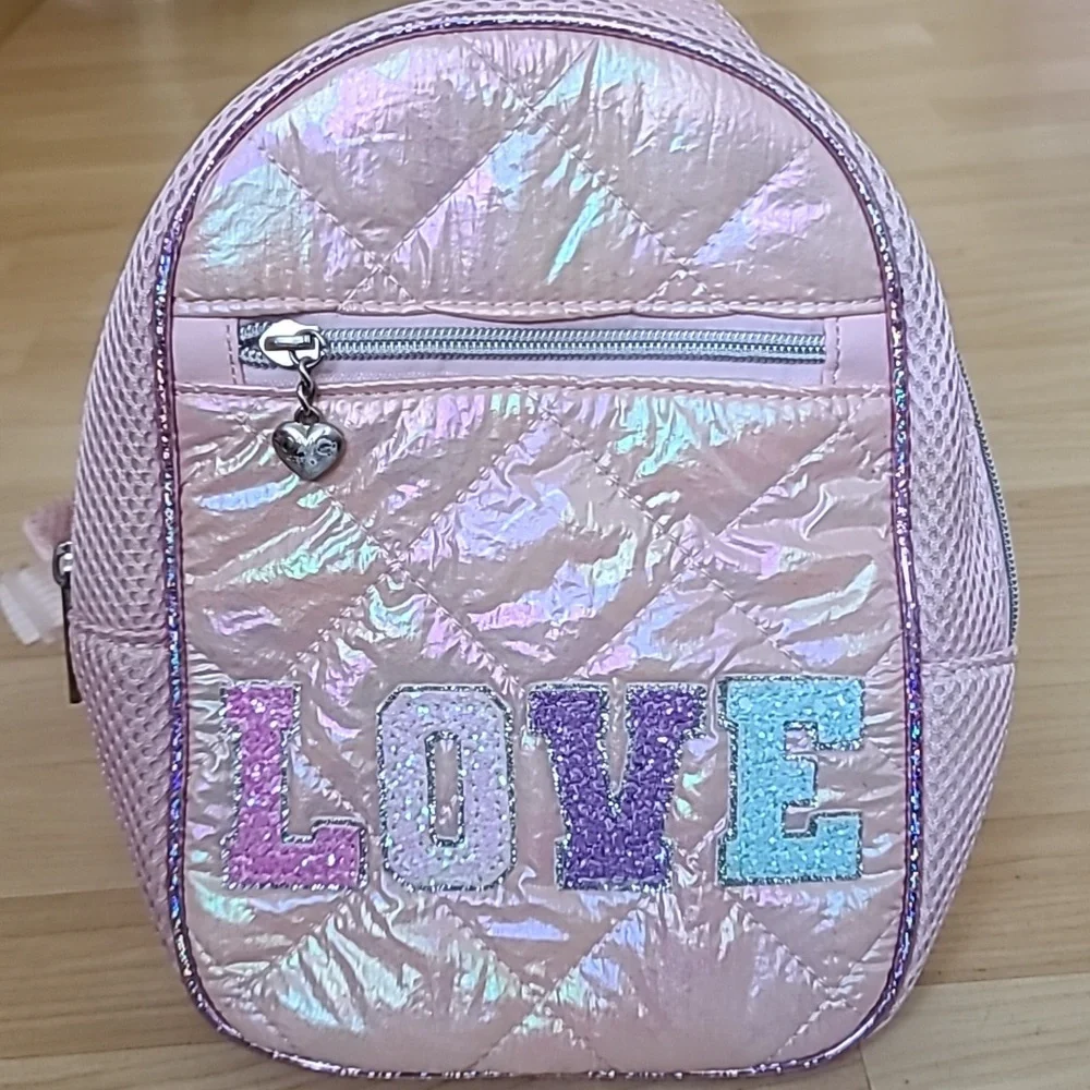 OMG Miss Gwen's ACCESSORIES Pink OMBRE HEART LOVE BACKPACK 9"×7" - Picture 2 of 6